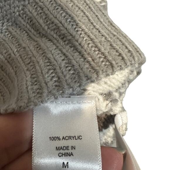 New York & Co Gray & White Striped Long Sleeve Knit Sweater Women Sz M - Picture 7 of 7
